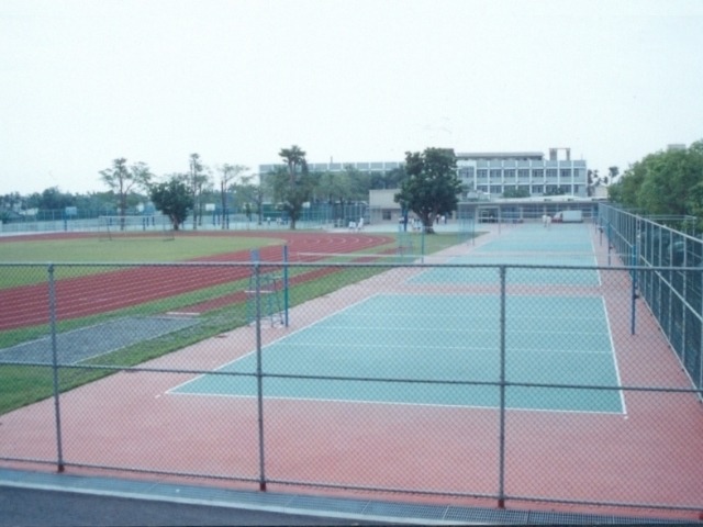 Sân thể thao PU